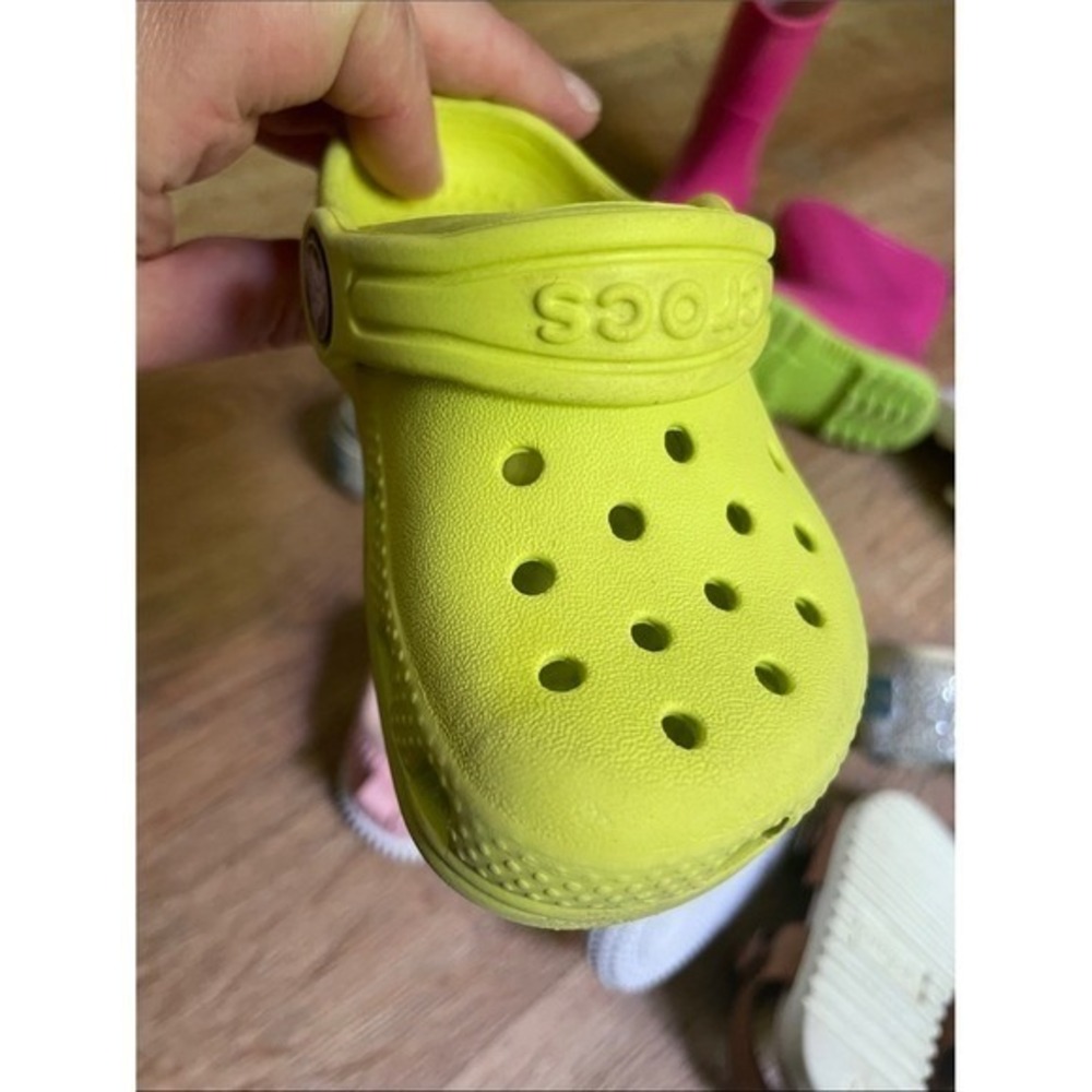 Crocs Toms Toddler Shoe Bundle Rubber Canvas Glitter Size 5 6 Mixed Lot - Picture 13 of 15